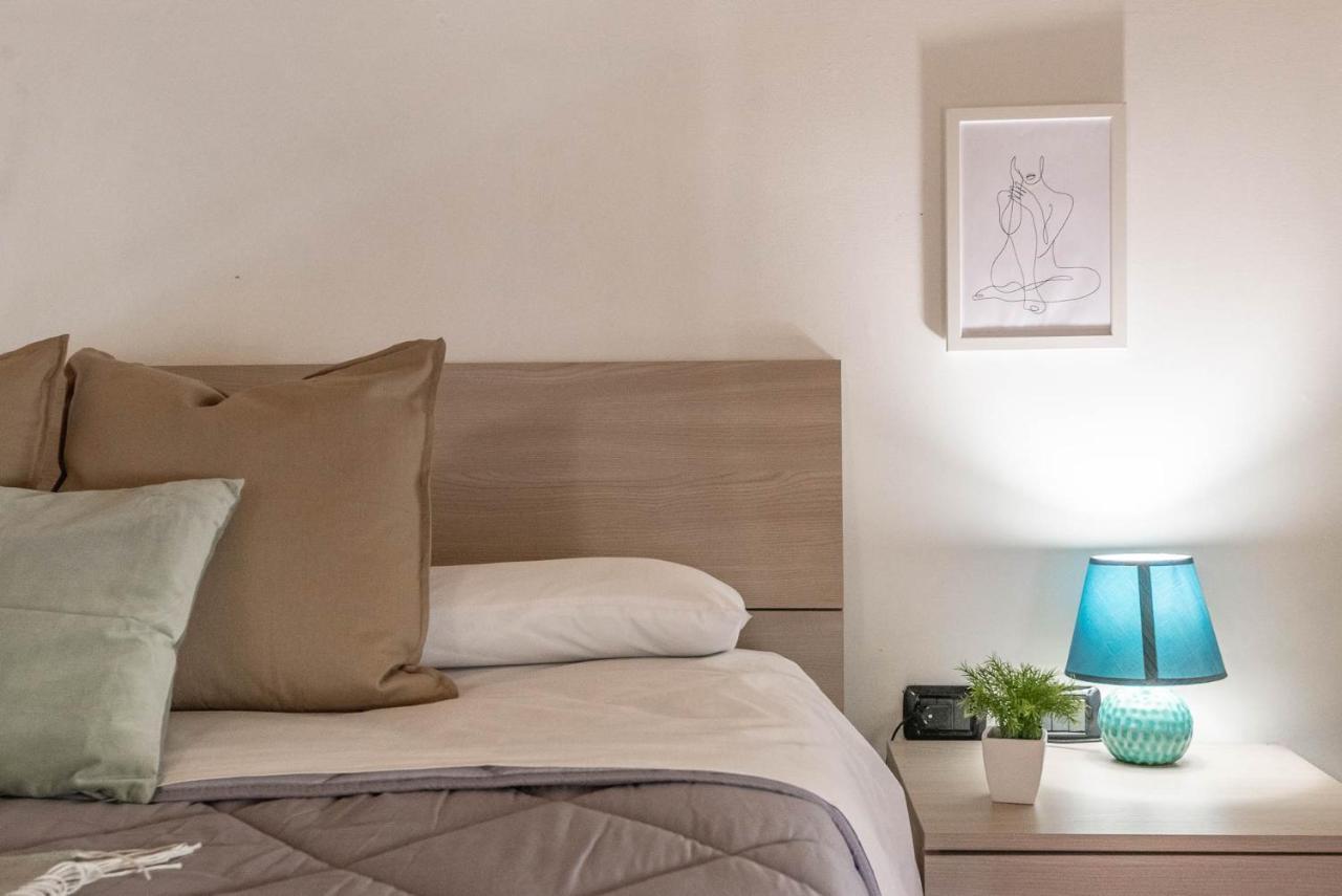 Apartamento Terzo Campanello - Terrazza Nel Centro Storico Lecce Exterior foto