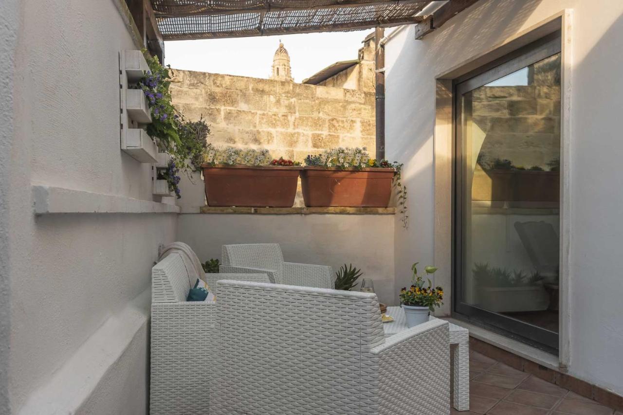 Apartamento Terzo Campanello - Terrazza Nel Centro Storico Lecce Exterior foto